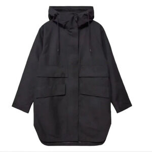 EVERLANE The ReNew Anorak  jacket in black size Medium